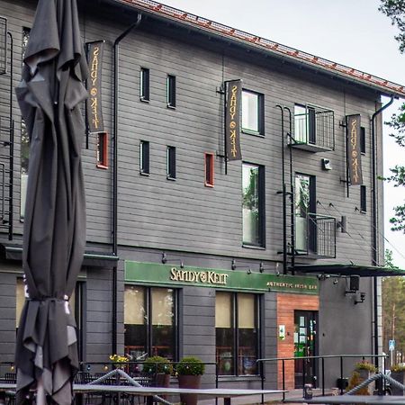 Sandy Kelt - Irish House Apartments Kalajoki Eksteriør billede